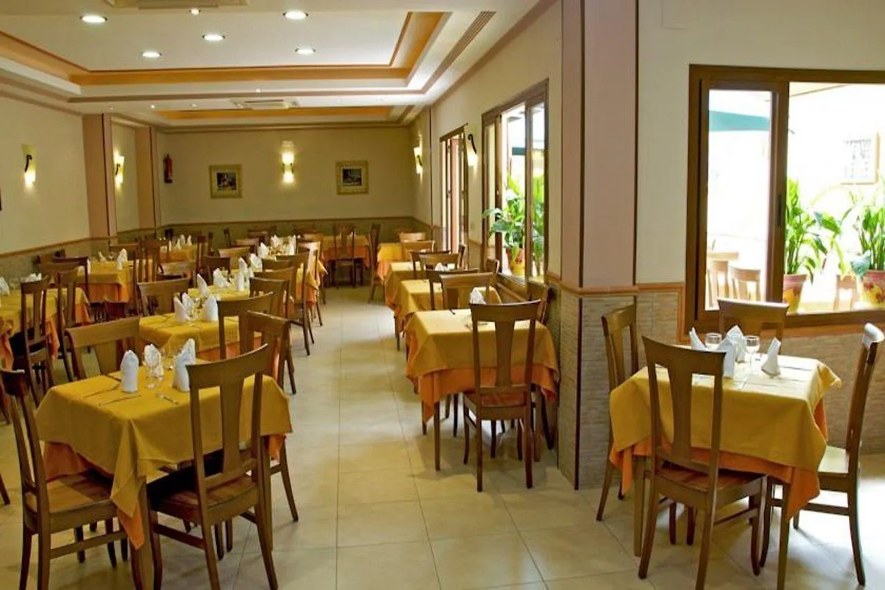 Hotel Las Rampas Fuengirola 3*,
